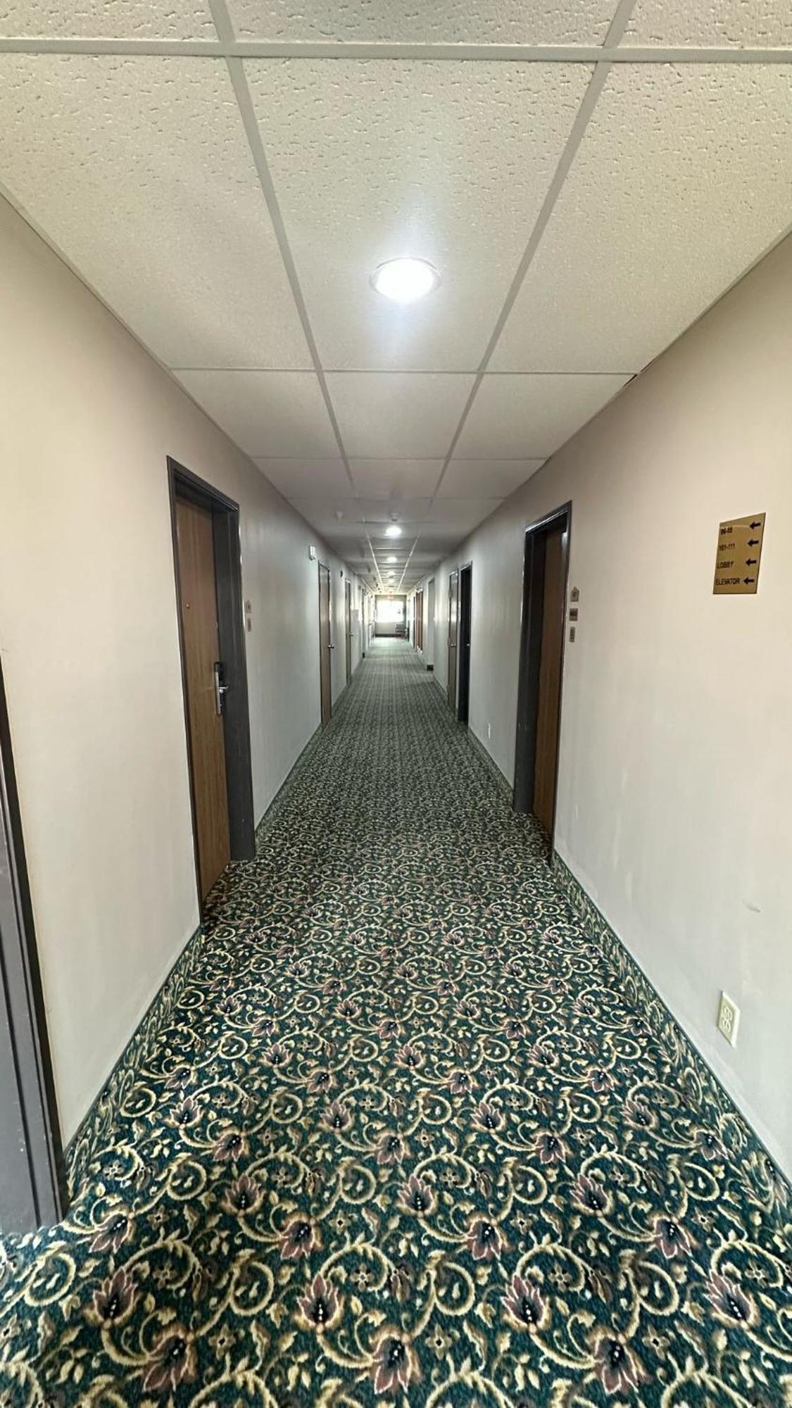 Burgundy Inn & Suites By Oyo El Paso Exterior foto